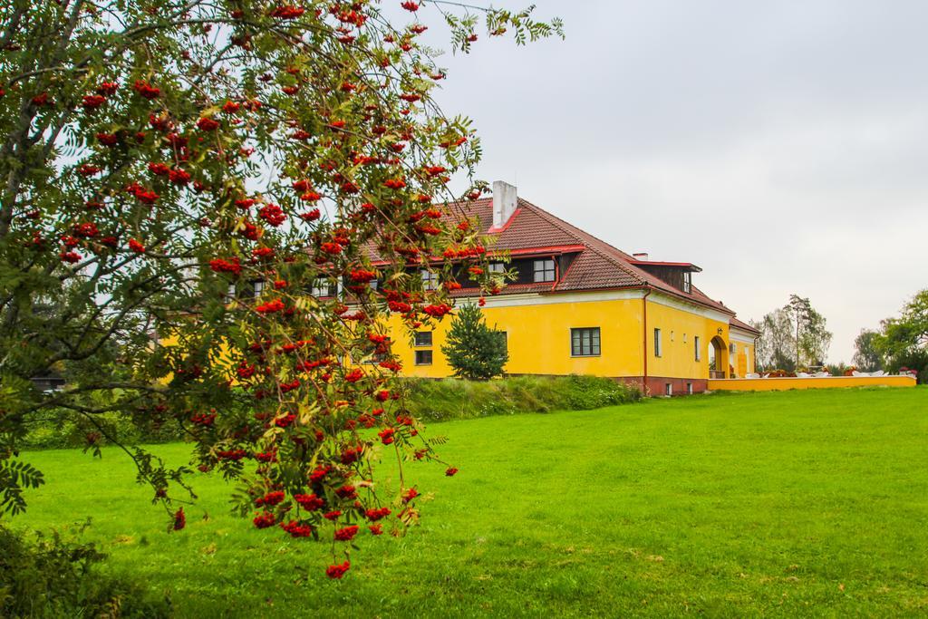 Ruunawere Hotel Nõmmealuse Eksteriør bilde